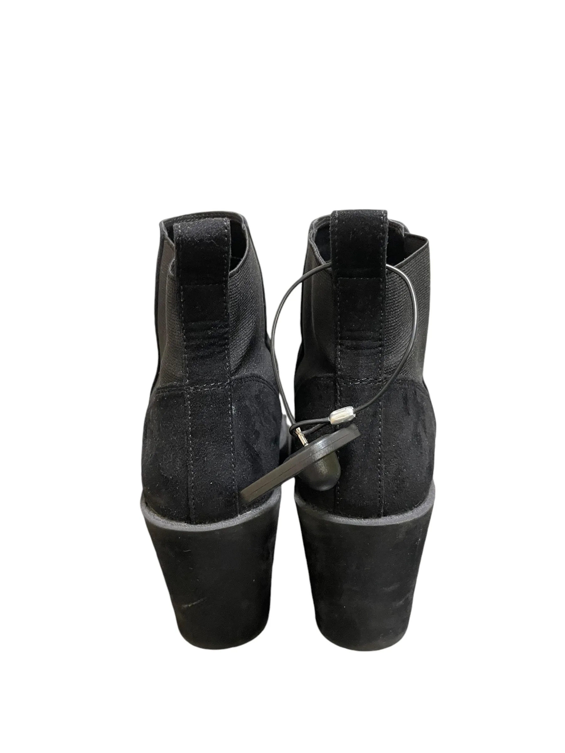 Boots Ankle Heels By Divided In Black, Size: 8